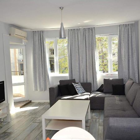 Ivet Apartment Warna Zewnętrze zdjęcie
