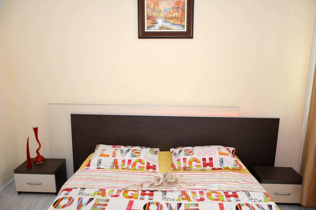 Ivet Apartment Warna Zewnętrze zdjęcie
