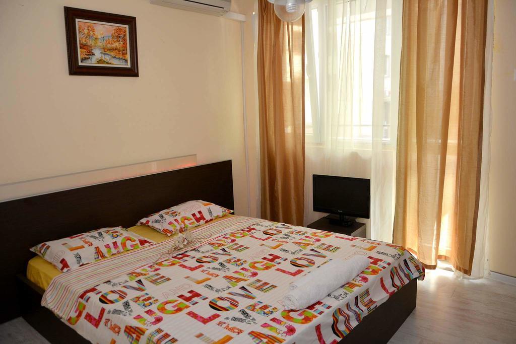 Ivet Apartment Warna Zewnętrze zdjęcie